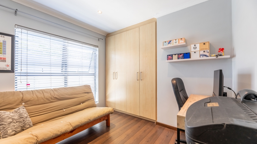 3 Bedroom Property for Sale in Parklands Western Cape